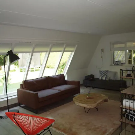 Holiday home Enjoydeveluwe *