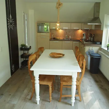 Enjoydeveluwe Holiday home *